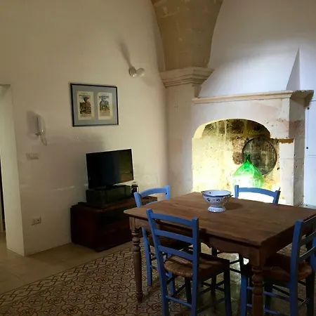 Antica Casa Del Pozzo 公寓 曼杜里亚